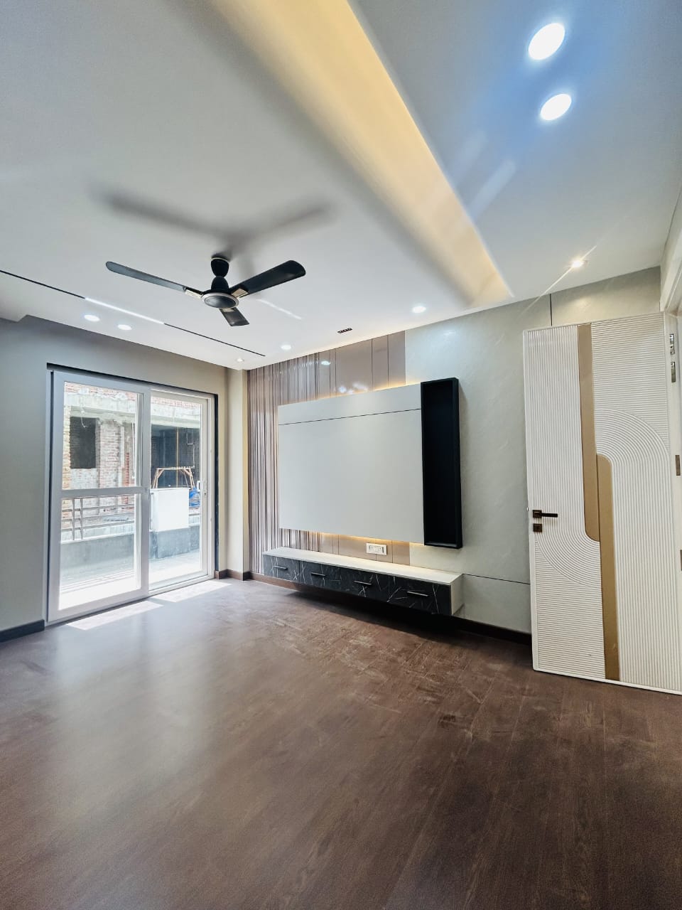 500 SqYd Floor - View 2