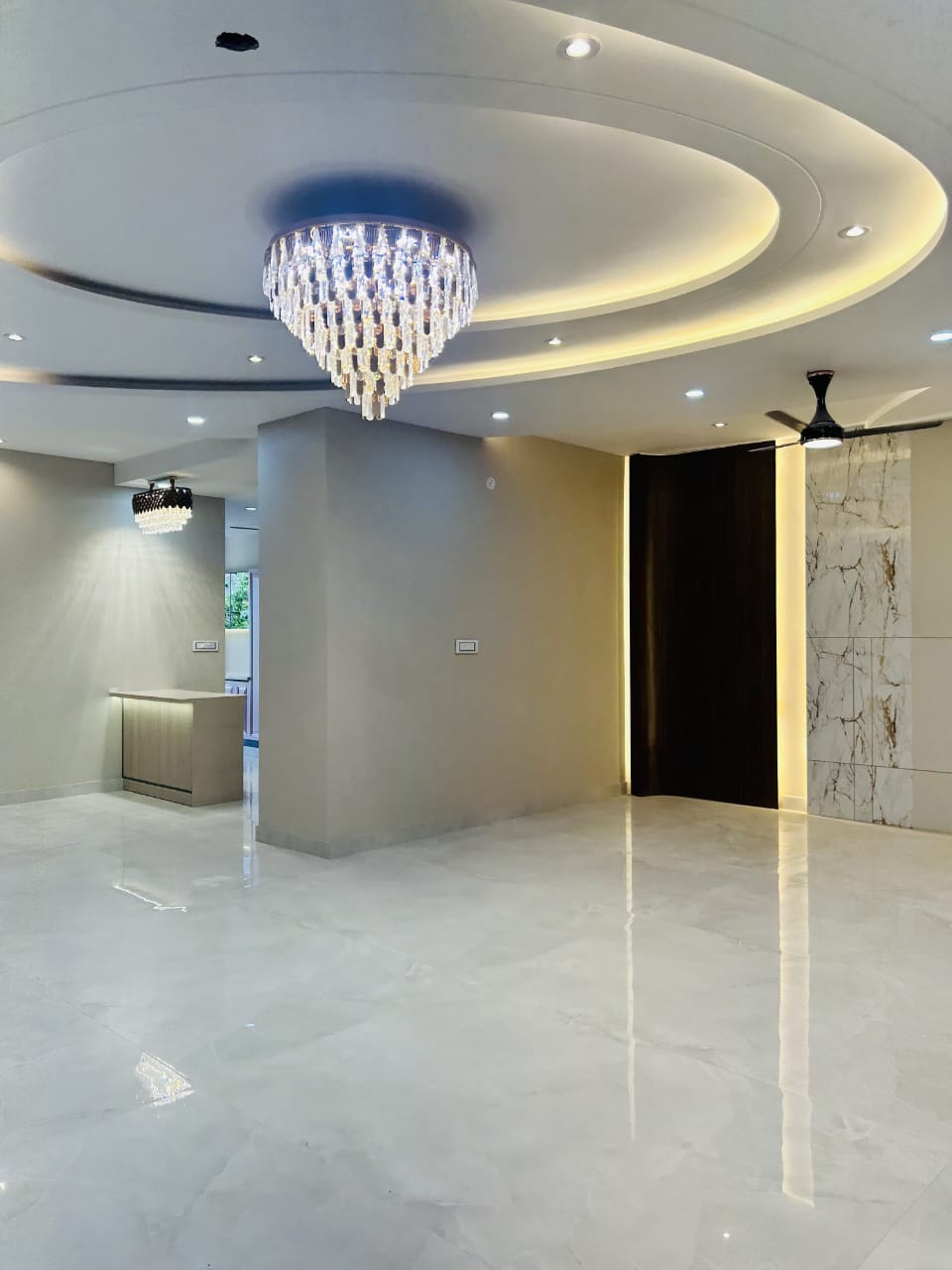 500 SqYd Floor - View 7